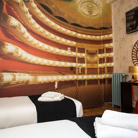 Hotel Casual Del Teatro Madryt Zewnętrze zdjęcie